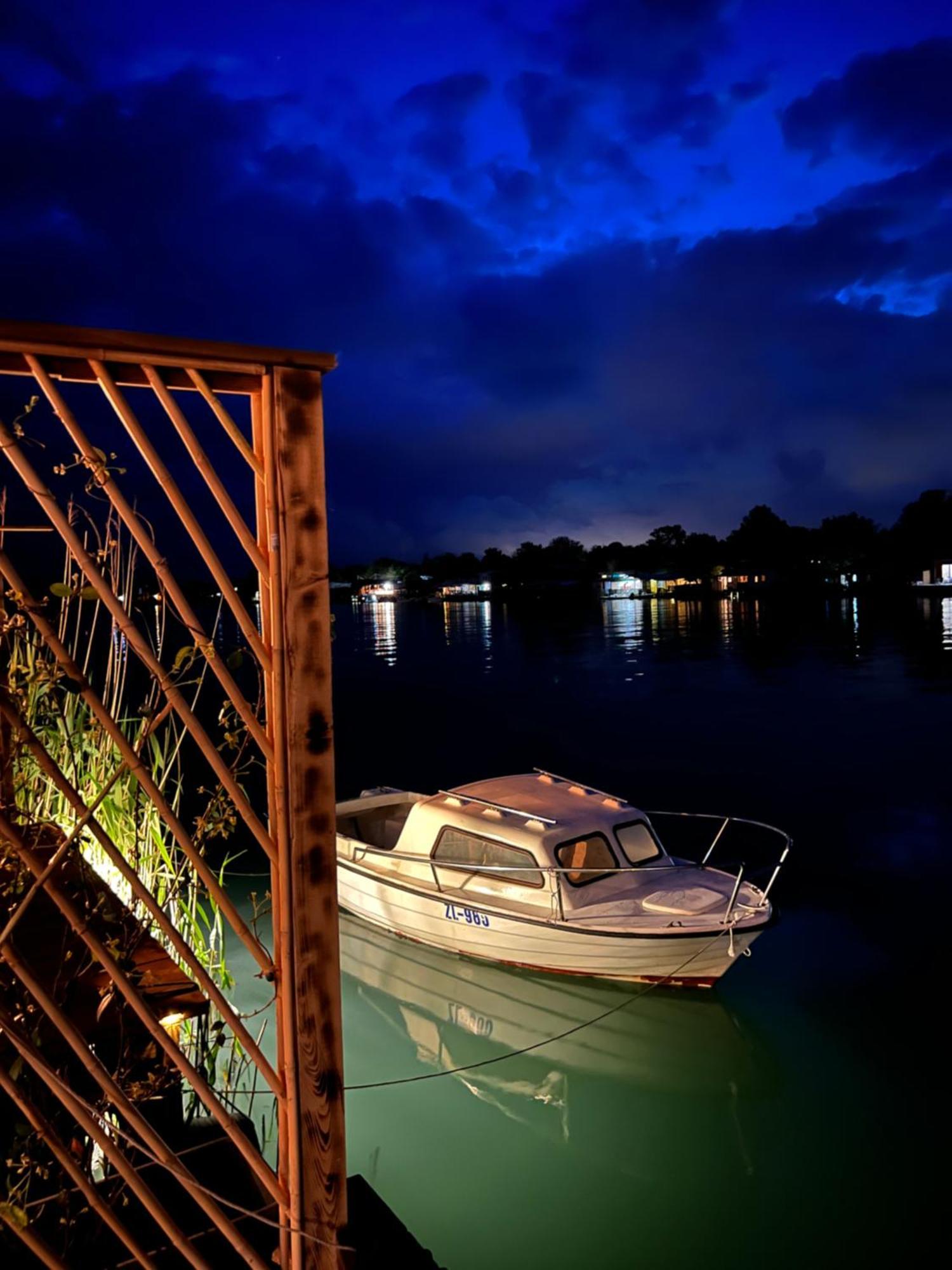 Meris Ulcinj Ngoại thất bức ảnh