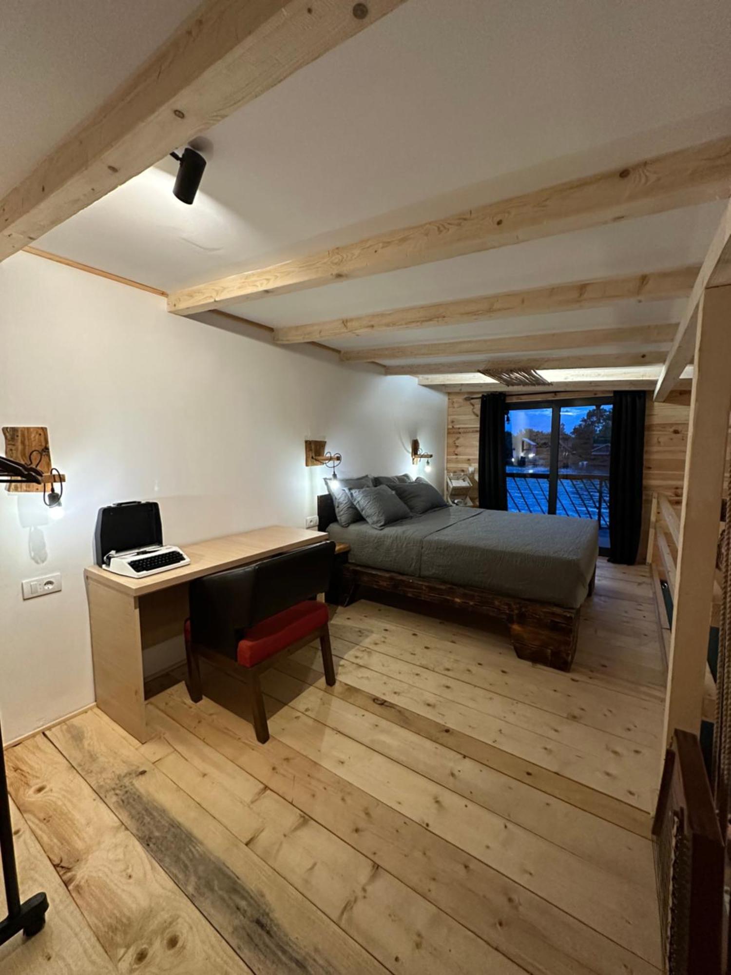 Meris Ulcinj Ngoại thất bức ảnh